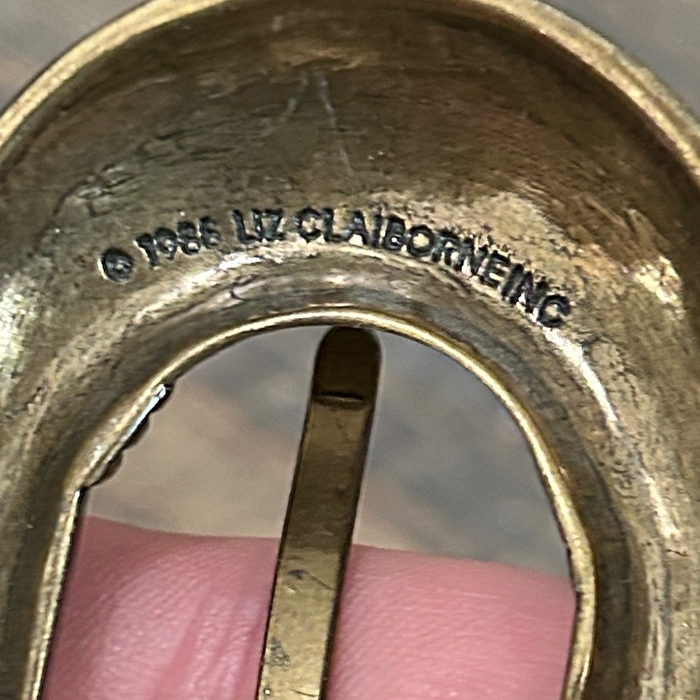 Women’s Leather Belt By Liz Claiborne Size Large Gold‎ tone Decorative Buckle - Picture 8 of 8
